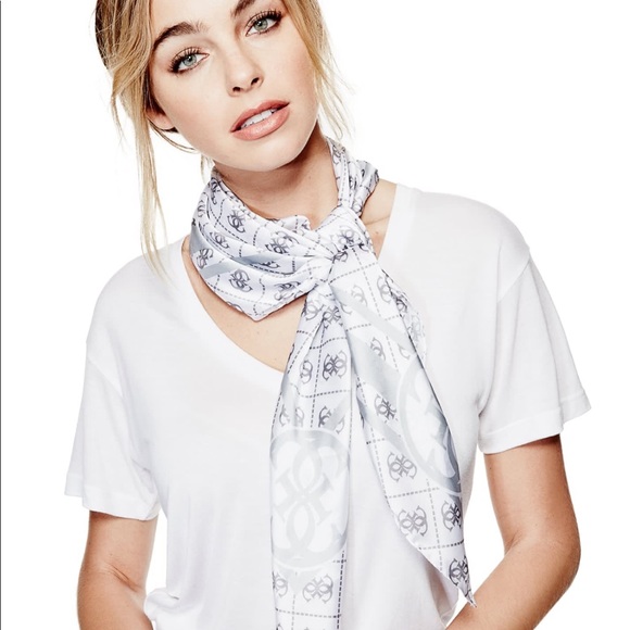 Guess trendy silky scarf 9/10 condition - Picture 1 of 1